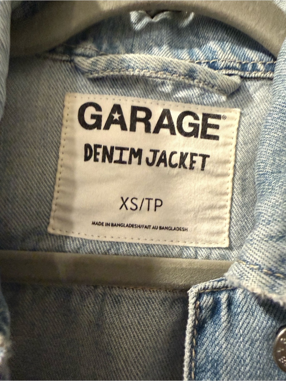 Garage Cropped Jean Jacket - Size XS | Color: Light Wash - Picture 3 of 4